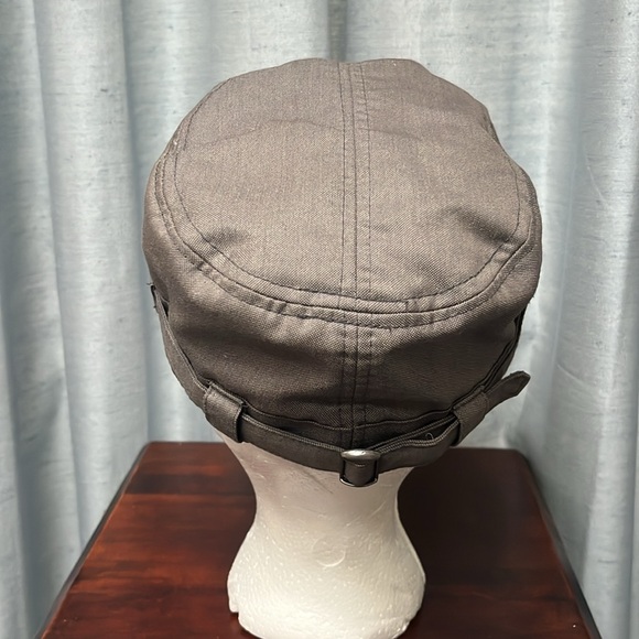 Saucy Calvin Klein Grey Newsboy Cap Size S/M - Picture 4 of 10